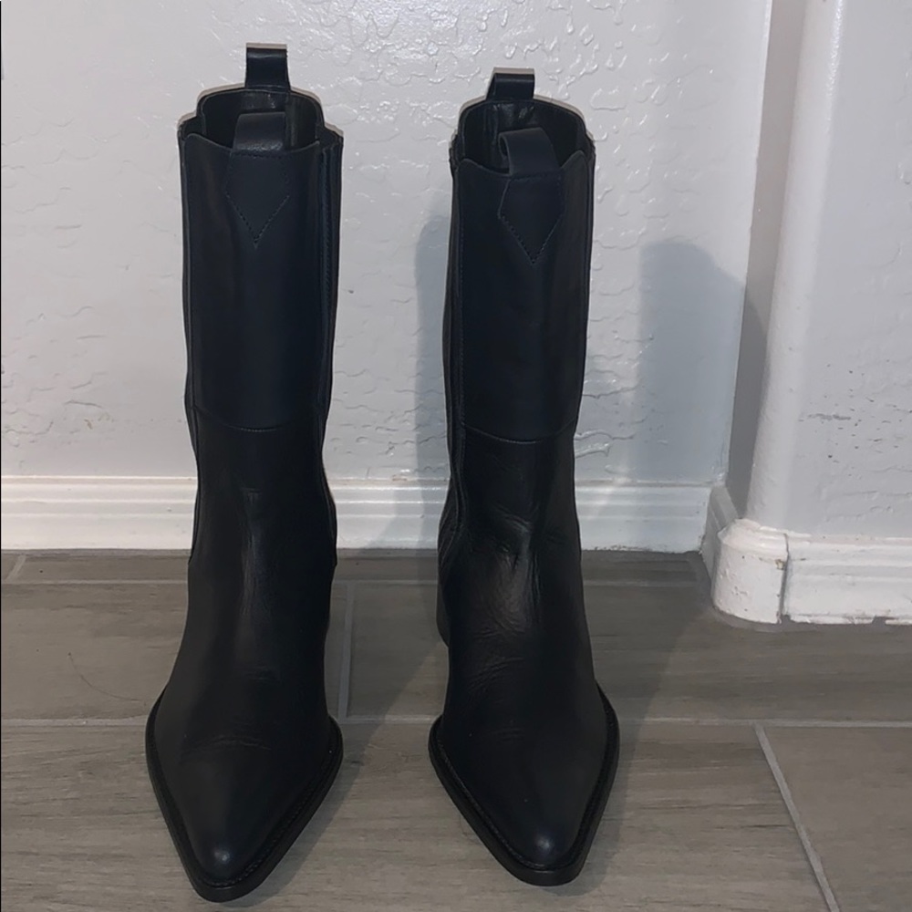 Vero Cuoio woman’s black leather boots size 36